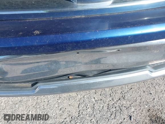 ✅ 2009 Dodge 1500 TRX • VIN: 1D3HB13P89S782116 • Lot: 41388667. Wystawiony na IAAI z przebiegiem 260 188 mil. Bezpłatny archiwum sprzedaży aukcyjnych z USA i szczegółowy raport historii pojazdu na DreamBid. Zdjęcie 17.