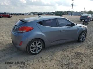 ✅ 2016 Hyundai Veloster • VIN: KMHTC6AD3GU262568 • Lot: 65915054. Wystawiony na Copart z przebiegiem Nie podano. Bezpłatny archiwum sprzedaży aukcyjnych z USA i szczegółowy raport historii pojazdu na DreamBid. Zdjęcie 3.