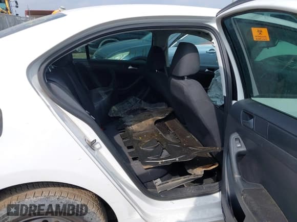 ✅ 2013 Volkswagen Jetta S • VIN: 3VW2K7AJ2DM236653 • Lot: 42163312. Listed on IAAI with 133,000 mi. Free auction sales archive from the USA and detailed vehicle history report at DreamBid. Image 8.