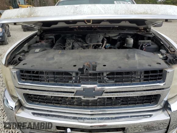 ✅ 2008 Chevrolet Silverado 2500HD LTZ • VIN: 1GCHK23678F105040 • Лот: 93016275. Опубликован ранее на Copart с пробегом Не указан. Бесплатный доступ к архиву аукционных продаж из США и подробный отчёт об истории автомобиля на DreamBid. Изображение 11.