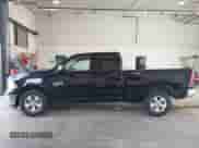 2024 Ram 1500 SLT z VIN 1C6RR6GG6RS137293, wystawiony jako IAAI lot #43323845 z przebiegiem 34 382 mil mil oraz . Historia ofert i sprzedaży dostępna na DreamBid. Obrazek 14.