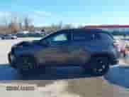 2020 Jeep Compass Latitude с VIN 3C4NJDBB5LT101115, выставлен на аукционе IAAI как лот 41857821 с пробегом 35 550 миль миль и . История ставок и продаж доступна на DreamBid. Изображение 14.