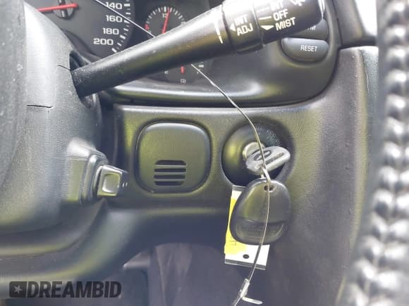 ✅ 2004 Chevrolet Corvette • VIN: 1G1YY32G145105168 • Лот: 42390079. Опубликован ранее на IAAI с пробегом 44 073 миль. Бесплатный доступ к архиву аукционных продаж из США и подробный отчёт об истории автомобиля на DreamBid. Изображение 11.