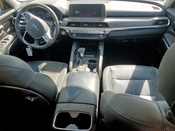 ✅ 2022 Kia Telluride EX • VIN: 5XYP34HC4NG311315 • Lot: 80806905. Wystawiony na Copart z przebiegiem 72 264 mil. Bezpłatny archiwum sprzedaży aukcyjnych z USA i szczegółowy raport historii pojazdu na DreamBid. Zdjęcie 8.