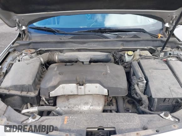 ✅ 2015 Chevrolet Malibu LS • VIN: 1G11B5SL9FF101555 • Lot: 43641466. Listed on IAAI with 226,993 mi. Free auction sales archive from the USA and detailed vehicle history report at DreamBid. Image 10.