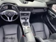 ✅ 2014 Mercedes-Benz SLK 250 • VIN: WDDPK4HA3EF077579 • Лот: 50451705. Опубликован ранее на Copart с пробегом 45 737 миль. Бесплатный доступ к архиву аукционных продаж из США и подробный отчёт об истории автомобиля на DreamBid. Изображение 9.