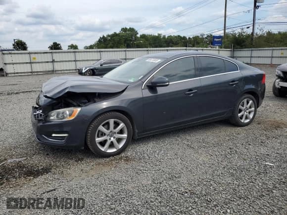 ✅ 2016 Volvo S60 T5 Drive-E Premier • VIN: YV126MFK3G2413241 • Lot: 68474955. Listed on Copart with 114,777 mi. Free auction sales archive from the USA and detailed vehicle history report at DreamBid. Image 1.