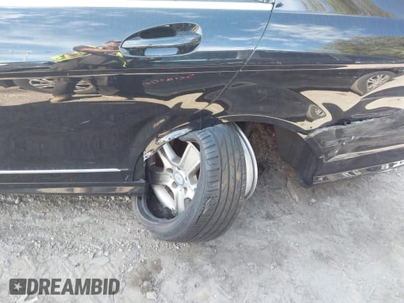 ✅ 2011 Mercedes-Benz C 300 Sport • VIN: WDDGF8BB3BR157844 • Лот: 43247978. Опубликован ранее на IAAI с пробегом 104 842 миль. Бесплатный доступ к архиву аукционных продаж из США и подробный отчёт об истории автомобиля на DreamBid. Изображение 6.