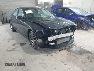 ✅ 2023 Genesis G70 2.0T • VIN: KMTG34TA2PU131355 • Lot: 43548986. Wystawiony na IAAI z przebiegiem 41 418 mil. Bezpłatny archiwum sprzedaży aukcyjnych z USA i szczegółowy raport historii pojazdu na DreamBid. Zdjęcie 1.