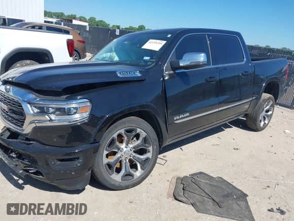 2024 Ram 1500 Limited с VIN 1C6SRFHT0RN115947, выставлен на аукционе IAAI как лот 42235255 с пробегом 18 961 миль миль и . История ставок и продаж доступна на DreamBid. Изображение 17.