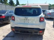 ✅ 2017 Jeep Renegade Limited • VIN: ZACCJBDBXHPG41356 • Lot: 42645193. Wystawiony na IAAI z przebiegiem 64 462 mil. Bezpłatny archiwum sprzedaży aukcyjnych z USA i szczegółowy raport historii pojazdu na DreamBid. Zdjęcie 16.