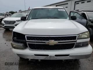 ✅ 2007 Chevrolet Silverado 1500 LS • VIN: 2GCEC13V771113663 • Lot: 70813844. Listed on Copart with 321,516 mi. Free auction sales archive from the USA and detailed vehicle history report at DreamBid. Image 5.