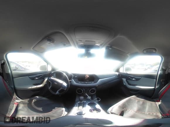 ✅ 2020 Chevrolet Blazer LT • VIN: 3GNKBJR47LS615194 • Лот: 43146244. Опубликован ранее на IAAI с пробегом 121 937 миль. Бесплатный доступ к архиву аукционных продаж из США и подробный отчёт об истории автомобиля на DreamBid. Изображение 19.