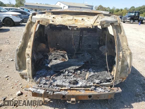 2016 Chevrolet Suburban LTZ with VIN 1GNSCJKC7GR270725, listed as a Copart auction lot 85839055 with Not provided miles and Salvage title. Bid and sale history available at DreamBid. Image 6.