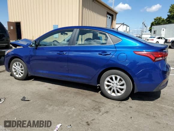 2021 Hyundai Accent SE z VIN 3KPC24A60ME136563, wystawiony jako Copart lot #67857473 z przebiegiem 27 759 mil mil oraz . Historia ofert i sprzedaży dostępna na DreamBid. Obrazek 2.