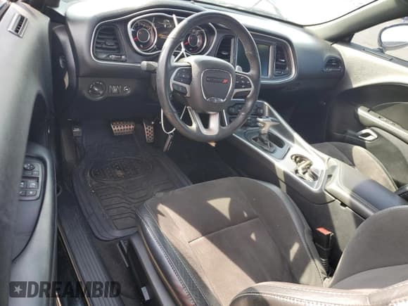 ✅ 2015 Dodge Challenger R/T Scat Pack Shaker • VIN: 2C3CDZFJ2FH927936 • Lot: 69956215. Listed on Copart with 80,536 mi. Free auction sales archive from the USA and detailed vehicle history report at DreamBid. Image 8.