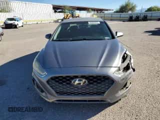 2019 Hyundai Sonata SEL z VIN 5NPE34AF5KH746652, wystawiony jako Copart lot #82608925 z przebiegiem 149 854 mil mil oraz Szkoda całkowita • Salvage title. Historia ofert i sprzedaży dostępna na DreamBid. Obrazek 5.