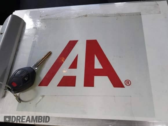 2013 Mitsubishi Outlander ES z VIN 4A4AP3AU4DE010566, wystawiony jako IAAI lot #43176886 z przebiegiem 172 162 mil mil oraz . Historia ofert i sprzedaży dostępna na DreamBid. Obrazek 11.