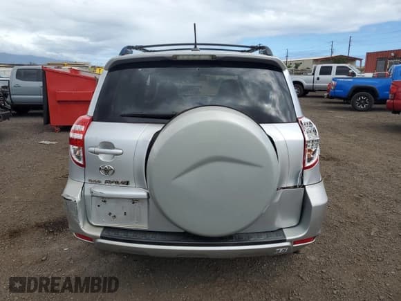 ✅ 2010 Toyota RAV4 • VIN: JTMZF4DV1A5025917 • Лот: 81991755. Опубликован ранее на Copart с пробегом Не указан. Бесплатный доступ к архиву аукционных продаж из США и подробный отчёт об истории автомобиля на DreamBid. Изображение 6.