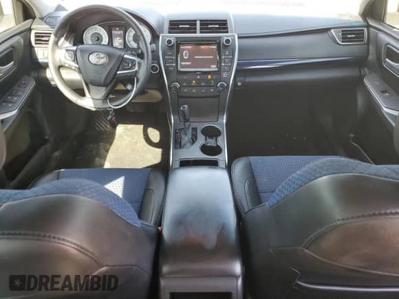 2016 Toyota Camry XLE с VIN 4T1BF1FK8GU171017, выставлен на аукционе Copart как лот 84819845 с пробегом 96 537 миль миль и Списание • Salvage title. История ставок и продаж доступна на DreamBid. Изображение 8.