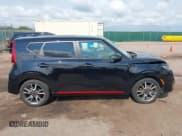 ✅ 2020 Kia Soul GT-Line • VIN: KNDJ63AUXL7089612 • Lot: 42842820. Wystawiony na IAAI z przebiegiem 38 443 mil. Bezpłatny archiwum sprzedaży aukcyjnych z USA i szczegółowy raport historii pojazdu na DreamBid. Zdjęcie 13.