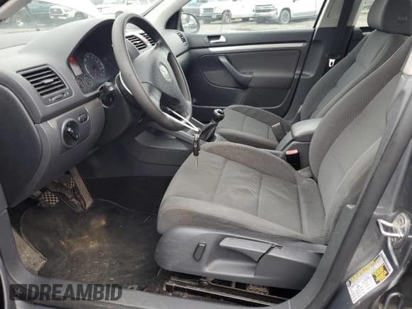 ✅ 2008 Volkswagen Rabbit S • VIN: WVWCA71K98W201925 • Lot: 50380215. Listed on Copart with 131,456 mi. Free auction sales archive from the USA and detailed vehicle history report at DreamBid. Image 7.