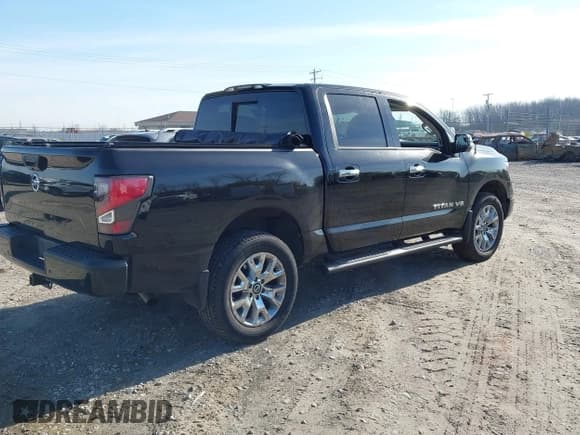 ✅ 2020 Nissan Titan Pro-4X • VIN: 1N6AA1ED1LN512132 • Lot: 43687444. Listed on IAAI with 57,880 mi. Free auction sales archive from the USA and detailed vehicle history report at DreamBid. Image 4.