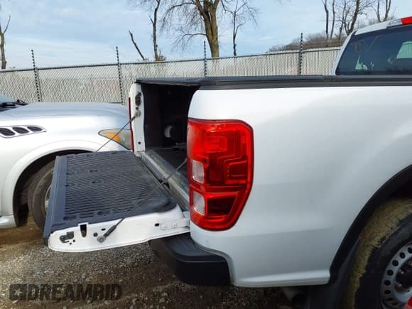 ✅ 2019 Ford Ranger XL • VIN: 1FTER1EHXKLB17912 • Лот: 43667349. Опубликован ранее на IAAI с пробегом 55 943 миль. Бесплатный доступ к архиву аукционных продаж из США и подробный отчёт об истории автомобиля на DreamBid. Изображение 20.