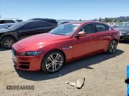 ✅ 2017 Jaguar XE 35t Premium • VIN: SAJAD4BV4HA968537 • Лот: 64527305. Опубликован ранее на Copart с пробегом 80 785 миль. Бесплатный доступ к архиву аукционных продаж из США и подробный отчёт об истории автомобиля на DreamBid. Изображение 1.
