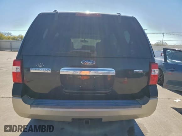 ✅ 2008 Ford Expedition Eddie Bauer • VIN: 1FMFU17568LA56035 • Lot: 90866615. Wystawiony na Copart z przebiegiem 174 560 mil. Bezpłatny archiwum sprzedaży aukcyjnych z USA i szczegółowy raport historii pojazdu na DreamBid. Zdjęcie 6.