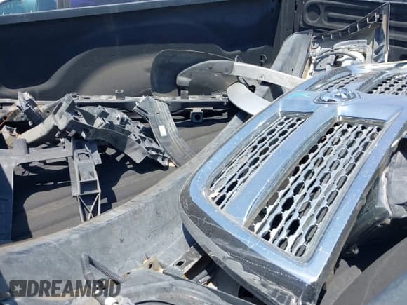 ✅ 2016 Ram 2500 • VIN: 3C6TR5FT9GG358602 • Lot: 42604468. Wystawiony na IAAI z przebiegiem 59 866 mil. Bezpłatny archiwum sprzedaży aukcyjnych z USA i szczegółowy raport historii pojazdu na DreamBid. Zdjęcie 12.