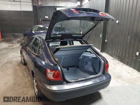 ✅ 2005 Hyundai Elantra GLS • VIN: KMHDN56D65U164794 • Lot: 41574957. Wystawiony na IAAI z przebiegiem 55 747 mil. Bezpłatny archiwum sprzedaży aukcyjnych z USA i szczegółowy raport historii pojazdu na DreamBid. Zdjęcie 3.