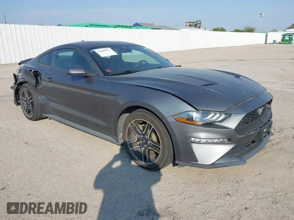 2022 Ford Mustang EcoBoost z VIN 1FA6P8TH1N5106091, wystawiony jako IAAI lot #43206951 z przebiegiem 46 792 mil mil oraz . Historia ofert i sprzedaży dostępna na DreamBid. Obrazek 1.