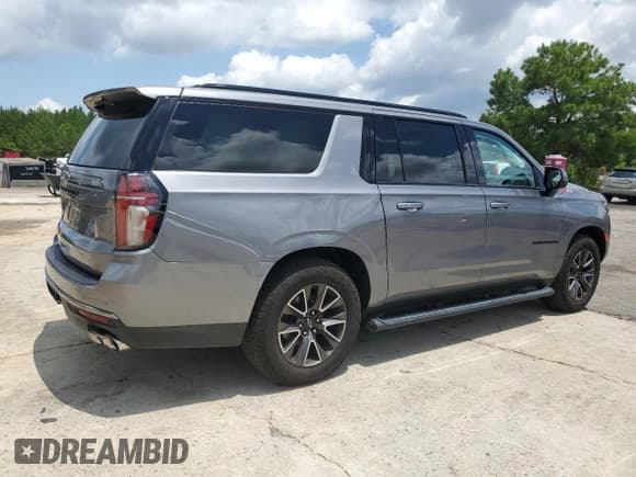 ✅ 2022 Chevrolet Suburban • VIN: 1GNSKDKL8NR102190 • Lot: 64220135. Listed on Copart with 80,615 mi. Free auction sales archive from the USA and detailed vehicle history report at DreamBid. Image 3.