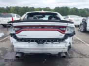 ✅ 2021 Dodge Charger R/T • VIN: 2C3CDXCT3MH527357 • Lot: 43244167. Wystawiony na IAAI z przebiegiem 40 499 mil. Bezpłatny archiwum sprzedaży aukcyjnych z USA i szczegółowy raport historii pojazdu na DreamBid. Zdjęcie 17.