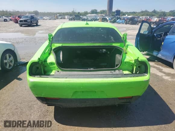 2018 Dodge Challenger T/A 392 z VIN 2C3CDZFJ4JH204405, wystawiony jako Copart lot #67853964 z przebiegiem Nie podano mil oraz Szkoda całkowita • Salvage title. Historia ofert i sprzedaży dostępna na DreamBid. Obrazek 6.