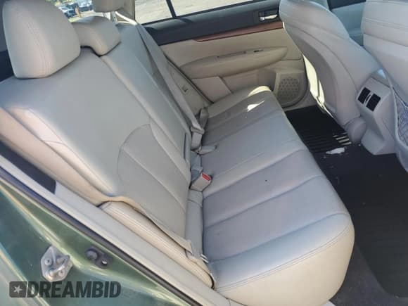 ✅ 2014 Subaru Outback Limited • VIN: 4S4BRBLCXE3279118 • Лот: 67902735. Опубликован ранее на Copart с пробегом 248 953 миль. Бесплатный доступ к архиву аукционных продаж из США и подробный отчёт об истории автомобиля на DreamBid. Изображение 10.