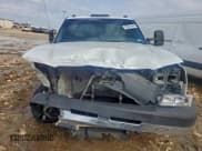 ✅ 2004 Chevrolet Silverado 1500 • VIN: 1GBJC34294E381272 • Lot: 93879645. Listed on Copart with 357,526 mi. Free auction sales archive from the USA and detailed vehicle history report at DreamBid. Image 5.