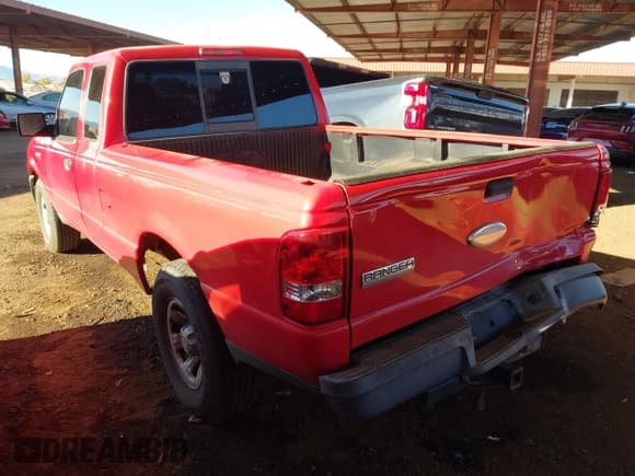 ✅ 2007 Ford Ranger XL • VIN: 1FTYR14U87PA27444 • Lot: 43830943. Wystawiony na IAAI z przebiegiem 203 520 mil. Bezpłatny archiwum sprzedaży aukcyjnych z USA i szczegółowy raport historii pojazdu na DreamBid. Zdjęcie 3.