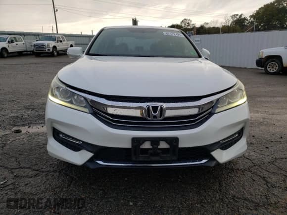 ✅ 2016 Honda Accord EX-L • VIN: 1HGCR2F88GA044796 • Lot: 82672425. Wystawiony na Copart z przebiegiem 57 436 mil. Bezpłatny archiwum sprzedaży aukcyjnych z USA i szczegółowy raport historii pojazdu na DreamBid. Zdjęcie 5.