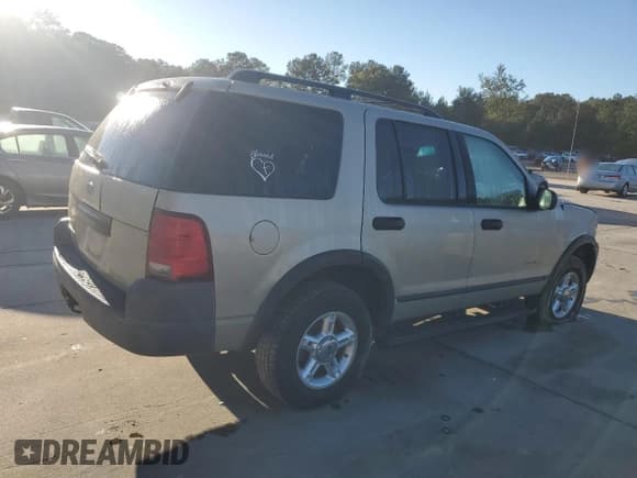 ✅ 2004 Ford Explorer XLS • VIN: 1FMZU62KX4UA55756 • Lot: 86448965. Listed on Copart with 206,730 mi. Free auction sales archive from the USA and detailed vehicle history report at DreamBid. Image 3.