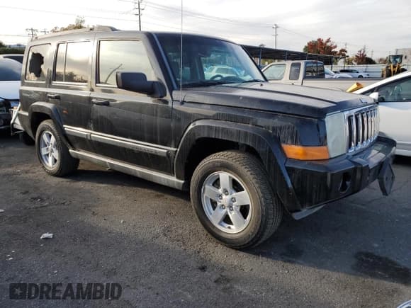 ✅ 2007 Jeep Commander Sport • VIN: 1J8HH48K57C587581 • Лот: 80295183. Опубликован ранее на Copart с пробегом 230 660 миль. Бесплатный доступ к архиву аукционных продаж из США и подробный отчёт об истории автомобиля на DreamBid. Изображение 4.