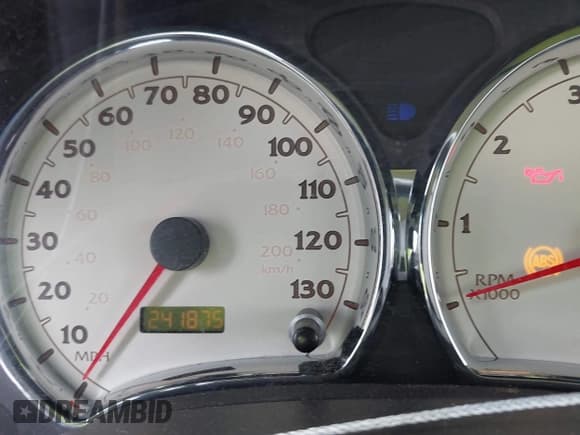 ✅ 2006 Saturn VUE • VIN: 5GZCZ53496S859307 • Lot: 42031749. Wystawiony na IAAI z przebiegiem 241 875 mil. Bezpłatny archiwum sprzedaży aukcyjnych z USA i szczegółowy raport historii pojazdu na DreamBid. Zdjęcie 7.