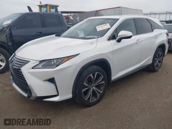 ✅ 2018 Lexus RX 350L Premium • VIN: JTJGZKCAXJ2003303 • Лот: 42159144. Опубликован ранее на IAAI с пробегом 105 147 миль. Бесплатный доступ к архиву аукционных продаж из США и подробный отчёт об истории автомобиля на DreamBid. Изображение 2.