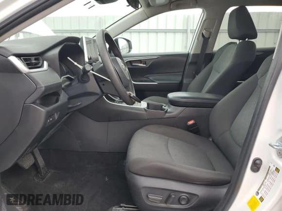 ✅ 2023 Toyota RAV4 Hybrid Woodland • VIN: 2T3UWRFV6PW154578 • Лот: 91466845. Опубликован ранее на Copart с пробегом 46 025 миль. Бесплатный доступ к архиву аукционных продаж из США и подробный отчёт об истории автомобиля на DreamBid. Изображение 7.