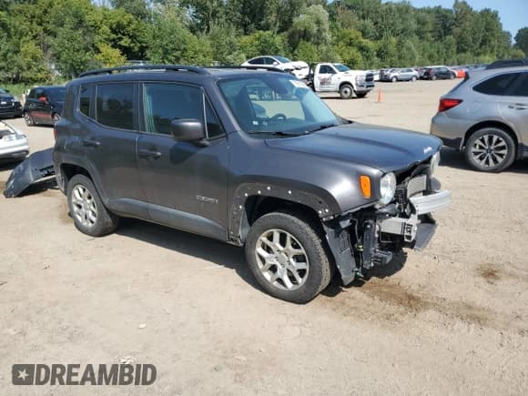 ✅ 2017 Jeep Renegade Latitude • VIN: ZACCJBBB9HPG02972 • Lot: 71671285. Wystawiony na Copart z przebiegiem 97 944 mil. Bezpłatny archiwum sprzedaży aukcyjnych z USA i szczegółowy raport historii pojazdu na DreamBid. Zdjęcie 4.