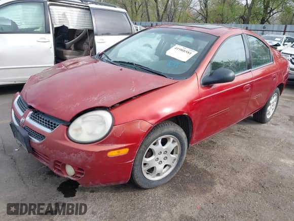 2004 Dodge Neon SXT z VIN 1B3ES56C04D504384, wystawiony jako IAAI lot #41988581 z przebiegiem 166 602 mil mil oraz . Historia ofert i sprzedaży dostępna na DreamBid. Obrazek 19.