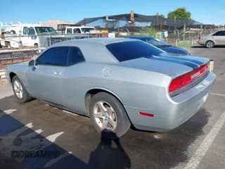 ✅ 2010 Dodge Challenger SE • VIN: 2B3CJ4DV5AH225066 • Lot: 43504799. Wystawiony na IAAI z przebiegiem 145 195 mil. Bezpłatny archiwum sprzedaży aukcyjnych z USA i szczegółowy raport historii pojazdu na DreamBid. Zdjęcie 3.