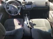 ✅ 2005 Honda Civic LX SSRS • VIN: 1HGEM22625L031717 • Лот: 63659624. Опубликован ранее на Copart с пробегом 213 595 миль. Бесплатный доступ к архиву аукционных продаж из США и подробный отчёт об истории автомобиля на DreamBid. Изображение 8.