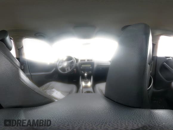 ✅ 2011 Volkswagen Jetta SE • VIN: 3VWDZ7AJ4BM067513 • Lot: 43568532. Listed on IAAI with 181,869 mi. Free auction sales archive from the USA and detailed vehicle history report at DreamBid. Image 18.